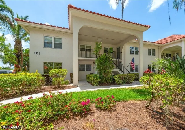 2nd image of 1055 Forest Lakes Dr #D114, Naples, FL 34105 | MLS# 226020880