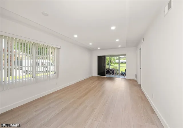 4th image of 1055 Forest Lakes Dr #D114, Naples, FL 34105 | MLS# 226020880