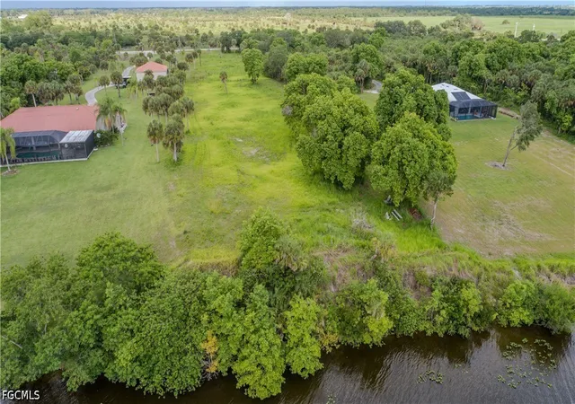 3rd image of 5220 Fort Denaud Road, Labelle, FL 33935 | MLS# 2026023693