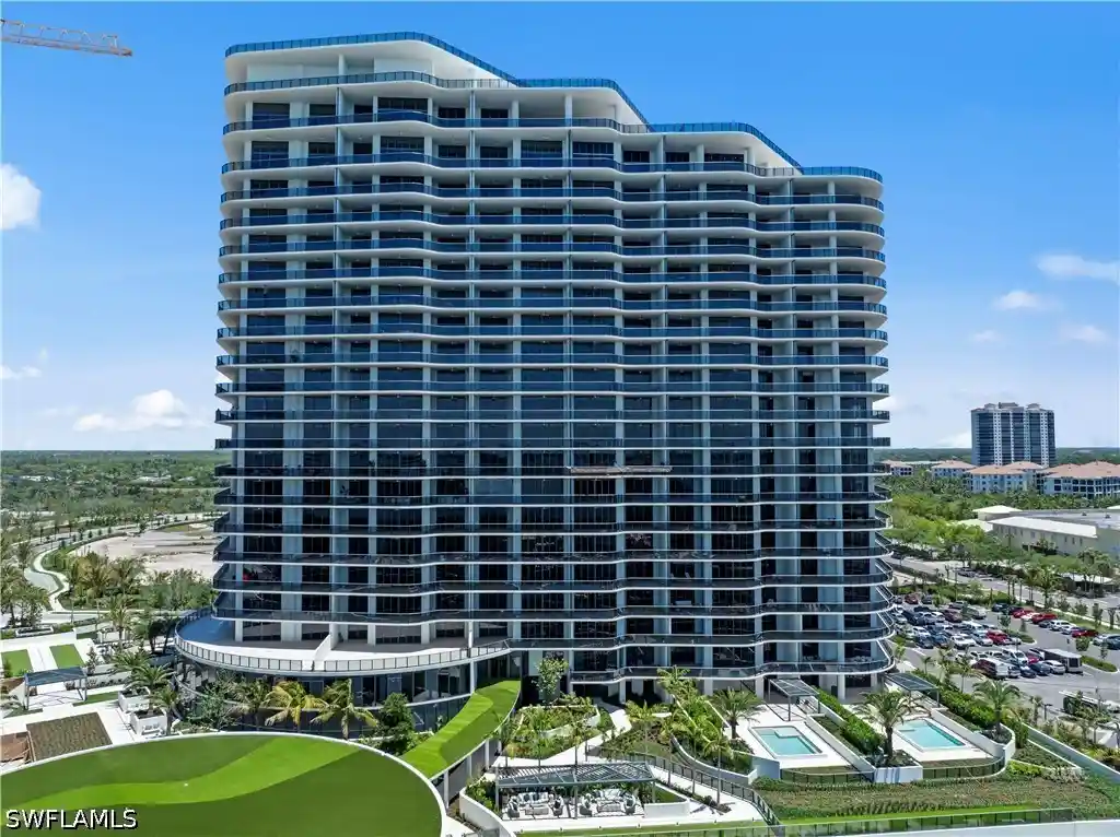 Listing Photo 2 - Condo for sale in 5100 Seagrass Blvd located at 5100 Seagrass Blvd, Bonita Springs, FL 34134 - Unit #503