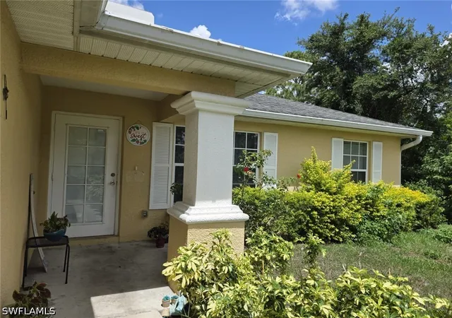 3rd image of 3529 Sunshine Blvd, Lehigh Acres, FL 33971 | MLS# 226021043