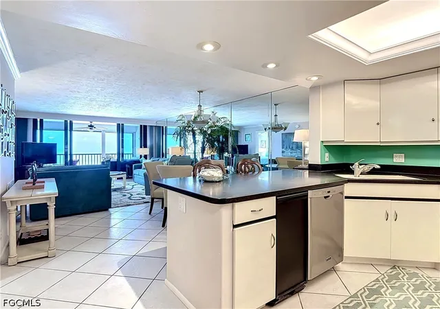 Photo 3 of Condo for sale at 2800 Estero Blvd #PH3, Fort Myers Beach, FL 33931 | MLS# 2026023909 | Listing updated on 2026-08-02