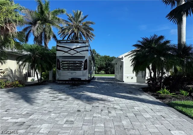 3rd image of Lot 303 3047 Riverboat Lndg, La Belle, FL 33935 | MLS# 2026023932