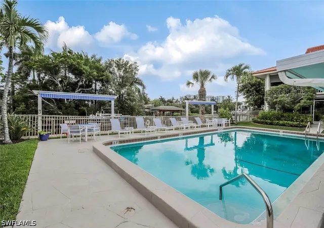 2nd image of 1200 Cherrystone Ct, Naples, FL 34102