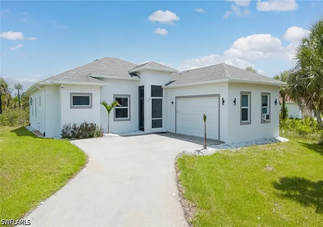 Photo 1 of Single family home for sale at 2662 36th Avenue Se, Naples, FL 34117 | MLS# 226021173 | Listing updated on 2026-07-17