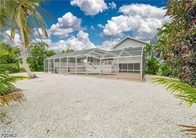 Photo 2 of Single family home for sale at 17611 Boat Clb Dr, Fort Myers, FL 33908 | MLS# 2026024000 | Listing updated on 2026-07-27