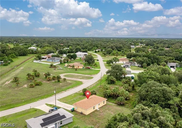 28th image of 2069 Detroit Dr, Labelle, FL 33935 | MLS# 2026024003