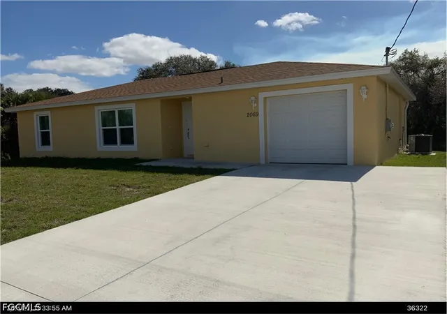 3rd image of 2069 Detroit Dr, Labelle, FL 33935 | MLS# 2026024003