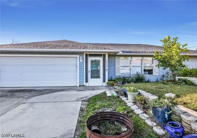Photo 3 of Sale Pending at 10660 Wood Ibis Ave, Bonita Springs, FL 34135 | MLS# 226021306 | Listing updated on 2026-07-12