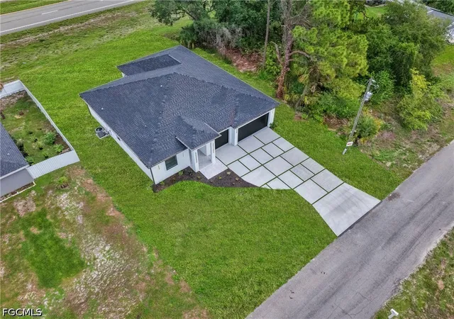 1st image of 6037 N Moss Cir, Labelle, FL 33935 | MLS# 2026024048