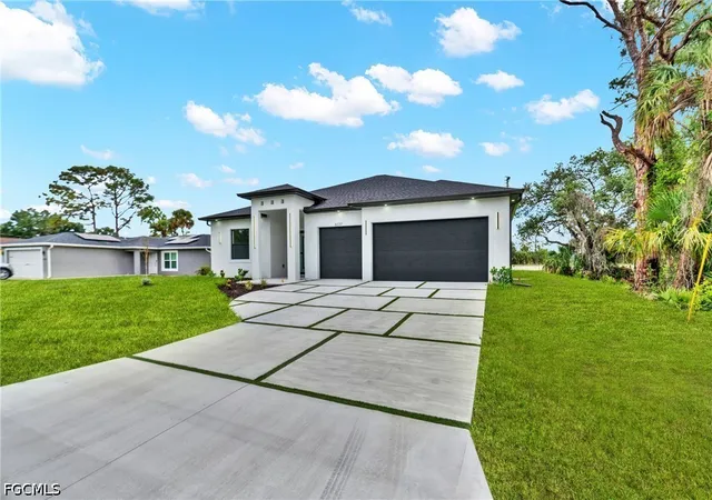 5th image of 6037 N Moss Cir, Labelle, FL 33935 | MLS# 2026024048