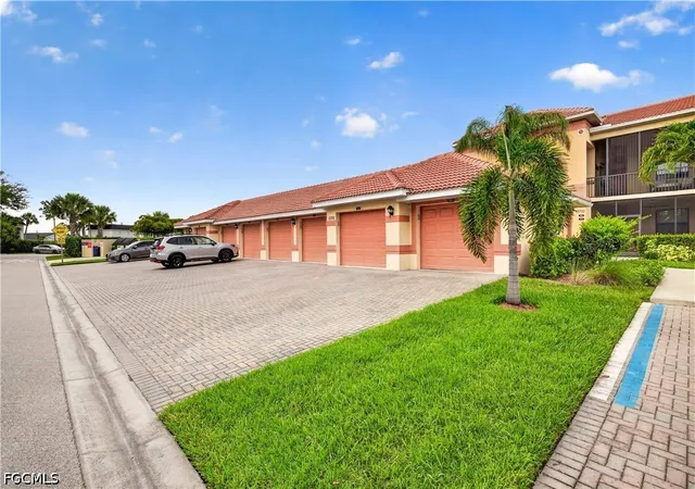 3rd image of 13710 Julias Wy #924, Fort Myers, FL 33919 | MLS# 2026024073