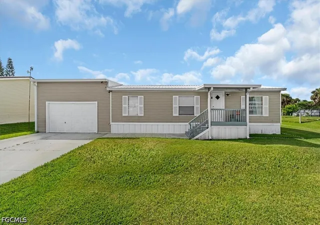 1st image of 1537 Jerdik Dr, Moore Haven, FL 33471 | MLS# 2026024109