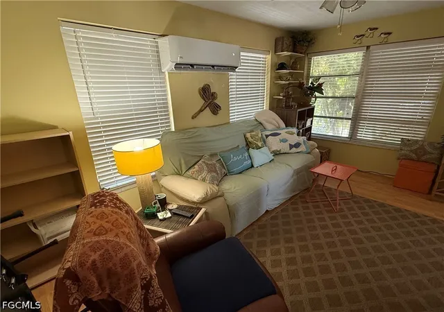 9th image of 1635 Kensington Ct, Fort Myers, FL 33907 | MLS# 2026024118