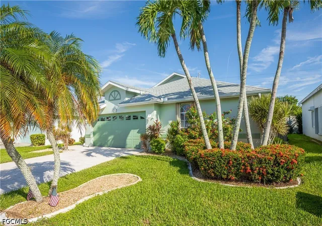 Photo 3 of Single family home for sale at 3762 Sabal Springs Blvd, North Fort Myers, FL 33917 | MLS# 2026024167 | Listing updated on 2026-10-05