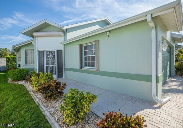Photo 4 of Single family home for sale at 3762 Sabal Springs Blvd, North Fort Myers, FL 33917 | MLS# 2026024167 | Listing updated on 2026-10-05