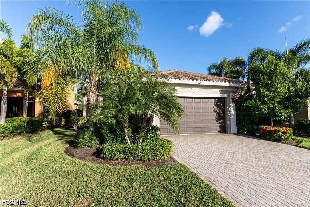 Single family home for sale at 11593 Lakewood Preserve Pl, Fort Myers, FL 33913 | MLS# 2026024181