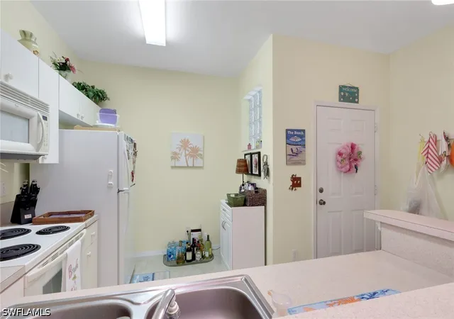 5th image of 4236 Bellasol Cir, Fort Myers, FL 33916
