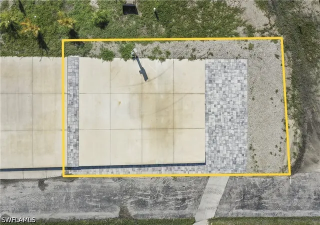Homes for sale in Fort Myers Beach, FL | 19281 #37 San Carlos Blvd, Fort Myers Beach, FL 33931 | MLS# 226021456