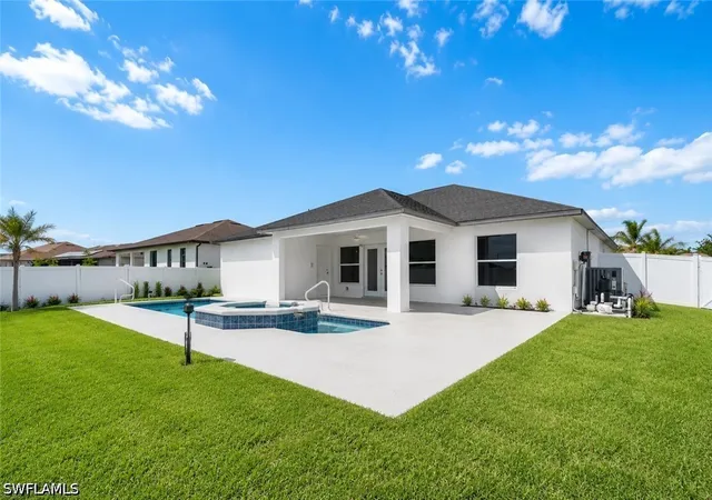2nd image of 221 Nw 29th Pl, Cape Coral, FL 33993 | MLS# 226010735