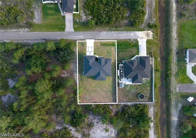 3rd image of 3016 43Rd St W, Lehigh Acres, FL 33971 | MLS# 226021434