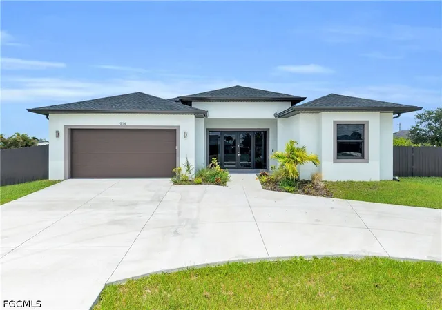 Photo 1 of Single family home for sale at 914 Chiquita Blvd N, Cape Coral, FL 33993 | MLS# 2026024210 | Listing updated on 2026-06-01