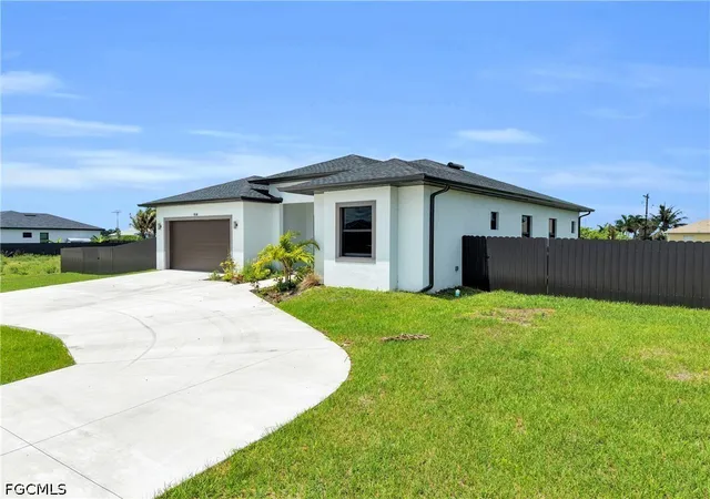 Photo 2 of Single family home for sale at 914 Chiquita Blvd N, Cape Coral, FL 33993 | MLS# 2026024210 | Listing updated on 2026-06-01