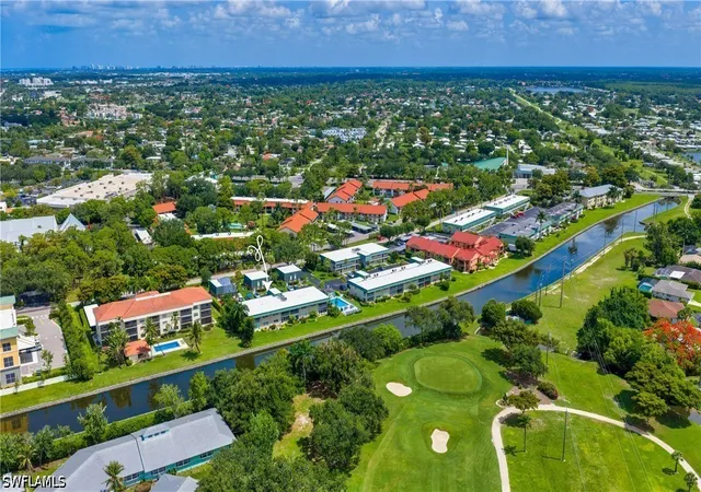 3rd image of 600 Valley Stream Dr #D3, Naples, FL 34113 | MLS# 226019205