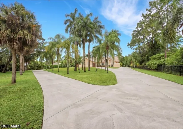 Photo 3 of Single family home for sale at 6020 Green Blvd, Naples, FL 34116 | MLS# 226019328 | Listing updated on 2026-06-30