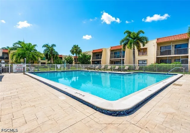 Photo 3 of Condo for sale at 12481 Mcgregor Blvd #17, Fort Myers, FL 33919 | MLS# 2026024246 | Listing updated on 2026-08-28