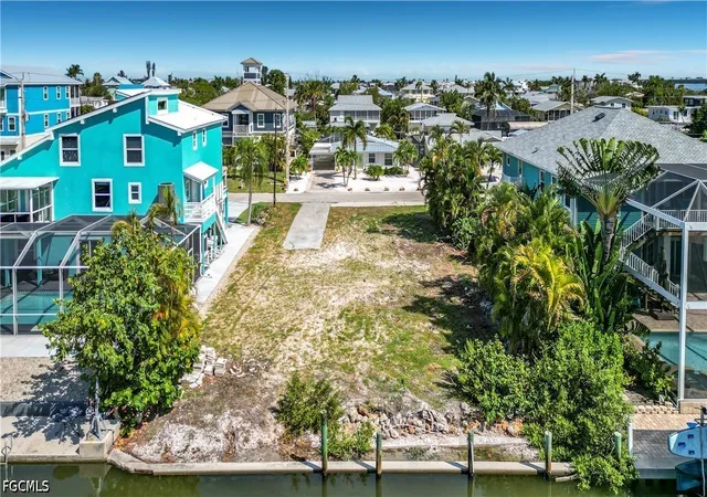 Photo 3 of Land for sale at 200 Curlew St, Fort Myers Beach, FL 33931 | MLS# 2026024249 | Listing updated on 2026-09-30