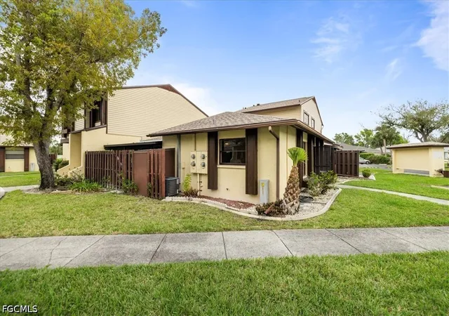 3rd image of 1212 Se 6Th Ter #83, Cape Coral, FL 33990 | MLS# 2026024269