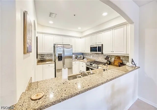 Photo 3 of Townhouse for sale at 3111 Cottonwood Bnd #1704, Fort Myers, FL 33905 | MLS# 2026024282 | Listing updated on 2026-06-06