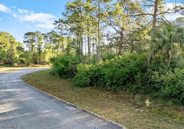 Photo 4 of Land for sale at 515 Spray Dr, Labelle, FL 33935 | MLS# 2026024298 | Listing updated on 2026-06-01