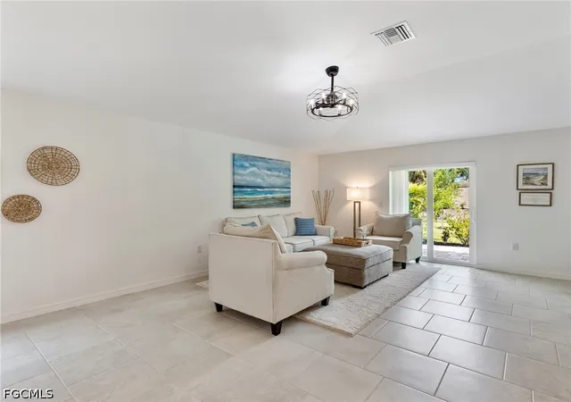 Photo 4 of Single family home for sale at 3801 Treasure Oak Way, Fort Myers, FL 33905 | MLS# 2026024338 | Listing updated on 2026-06-11