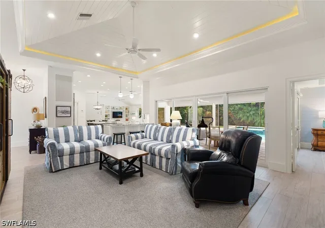 5th image of 571 Neapolitan Ln, Naples, FL 34103 | MLS# 226021040