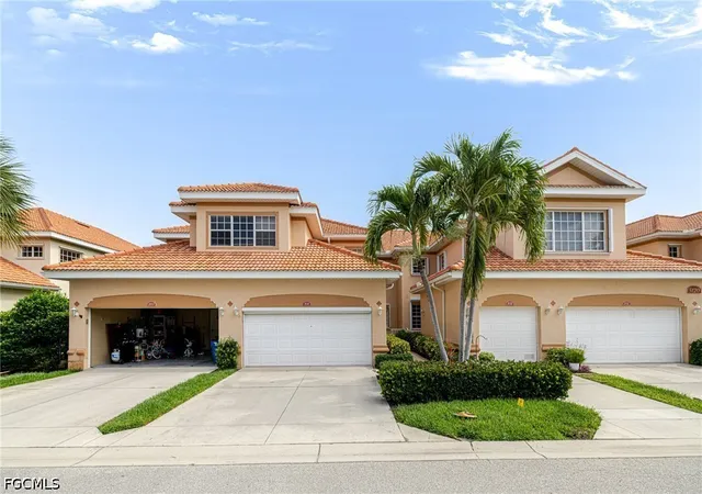 Photo 2 of Sale Pending at 5120 W Hyde Park Ct #101, Fort Myers, FL 33912 | MLS# 2026024355 | Listing updated on 2026-08-04