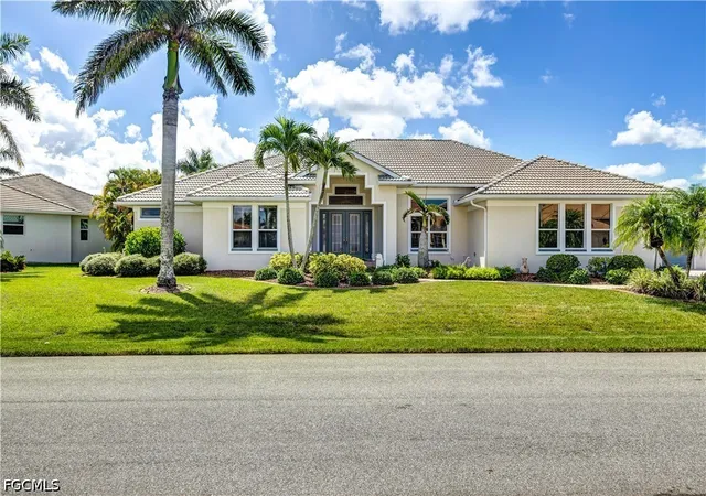 3rd image of 735 Elisa Dr, Punta Gorda, FL 33950 | MLS# 2026024385