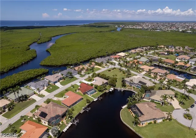 5th image of 735 Elisa Dr, Punta Gorda, FL 33950 | MLS# 2026024385