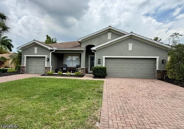 5th image of 3300 Hampton Blvd, Alva, FL 33920 | MLS# 2026024405