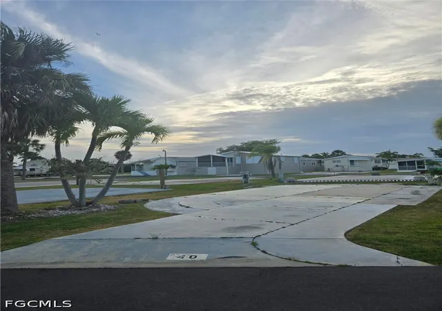Photo 4 of Land for sale at 19681 Summerlin #40 Rd, Fort Myers, FL 33908 | MLS# 2026024421 | Listing updated on 2026-06-03