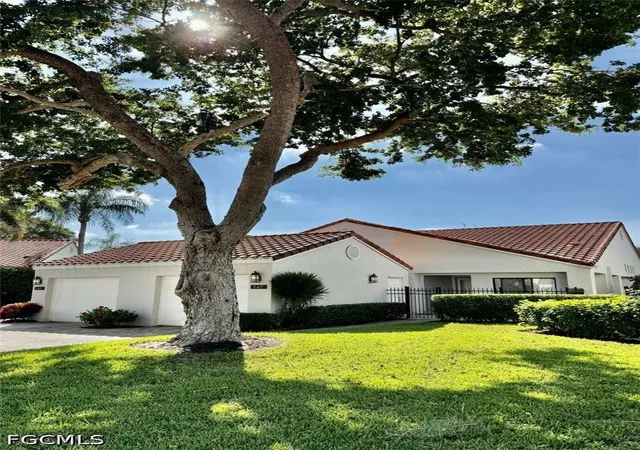 Photo 1 of Townhouse for sale at 547 Beachwalk Cir, Naples, FL 34108 | MLS# 2026024429 | Listing updated on 2026-08-28