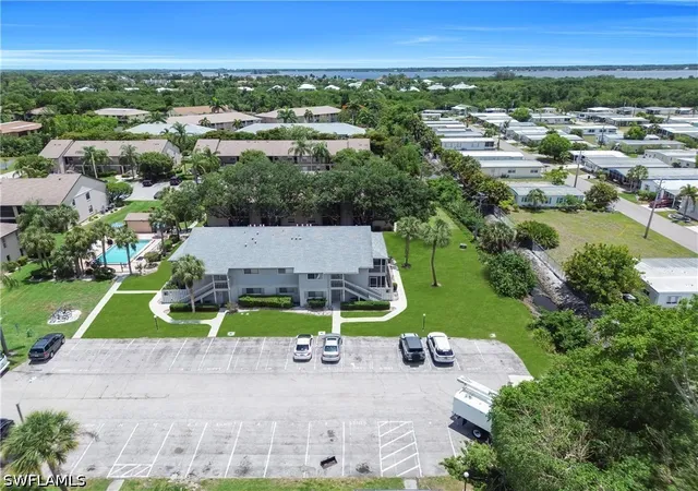 3rd image of 5745 Foxlake Dr, North Fort Myers, FL 33917
