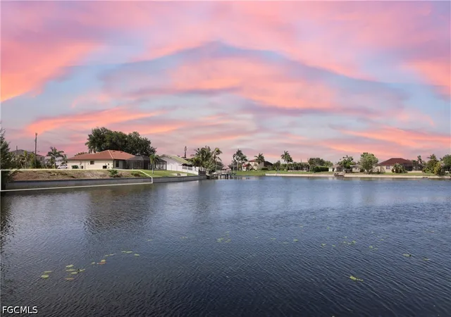 8th image of 1118 Sw 31st Ter, Cape Coral, FL 33914 | MLS# 2026024565