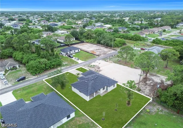 Homes for sale in Lehigh Acres, FL | 3312 3rd St Sw, Lehigh Acres, FL 33976 | MLS# 2026024578