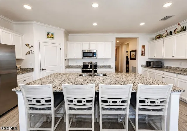 3rd image of 16141 Rosemallow Ln, Alva, FL 33920 | MLS# 2026024587