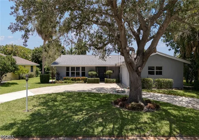 1st image of 1347 Oaklawn Ct, Fort Myers, FL 33919 | MLS# 2026024596