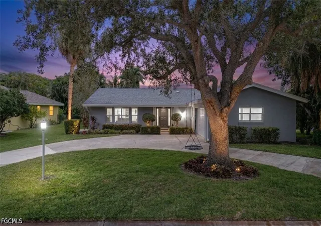 2nd image of 1347 Oaklawn Ct, Fort Myers, FL 33919 | MLS# 2026024596