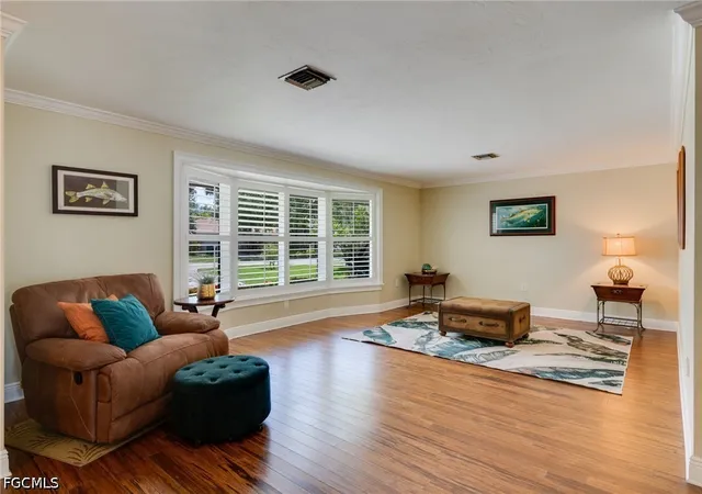 5th image of 1347 Oaklawn Ct, Fort Myers, FL 33919 | MLS# 2026024596