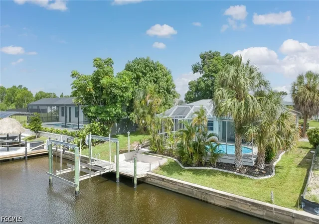 Photo 3 of Single family home for sale at 1914 Ottersrest Ln, Cape Coral, FL 33990 | MLS# 2026024609 | Listing updated on 2026-07-10